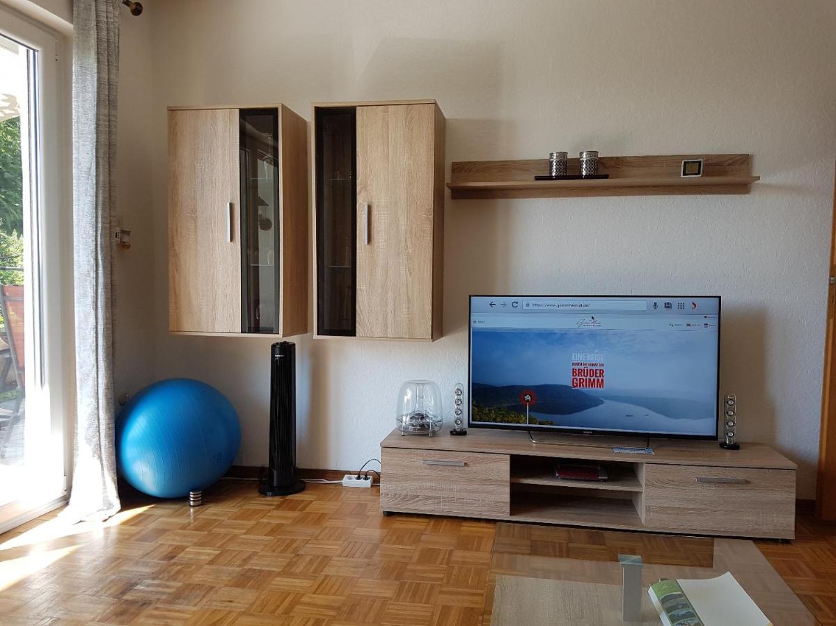 Rauszeit-Toroni Apartamento Niedenstein Exterior foto